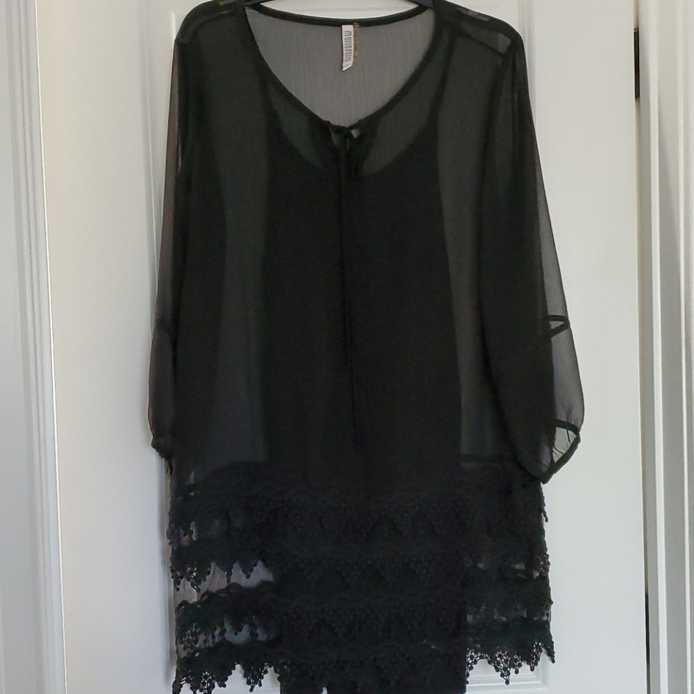 Mario Reno sheer top with tank